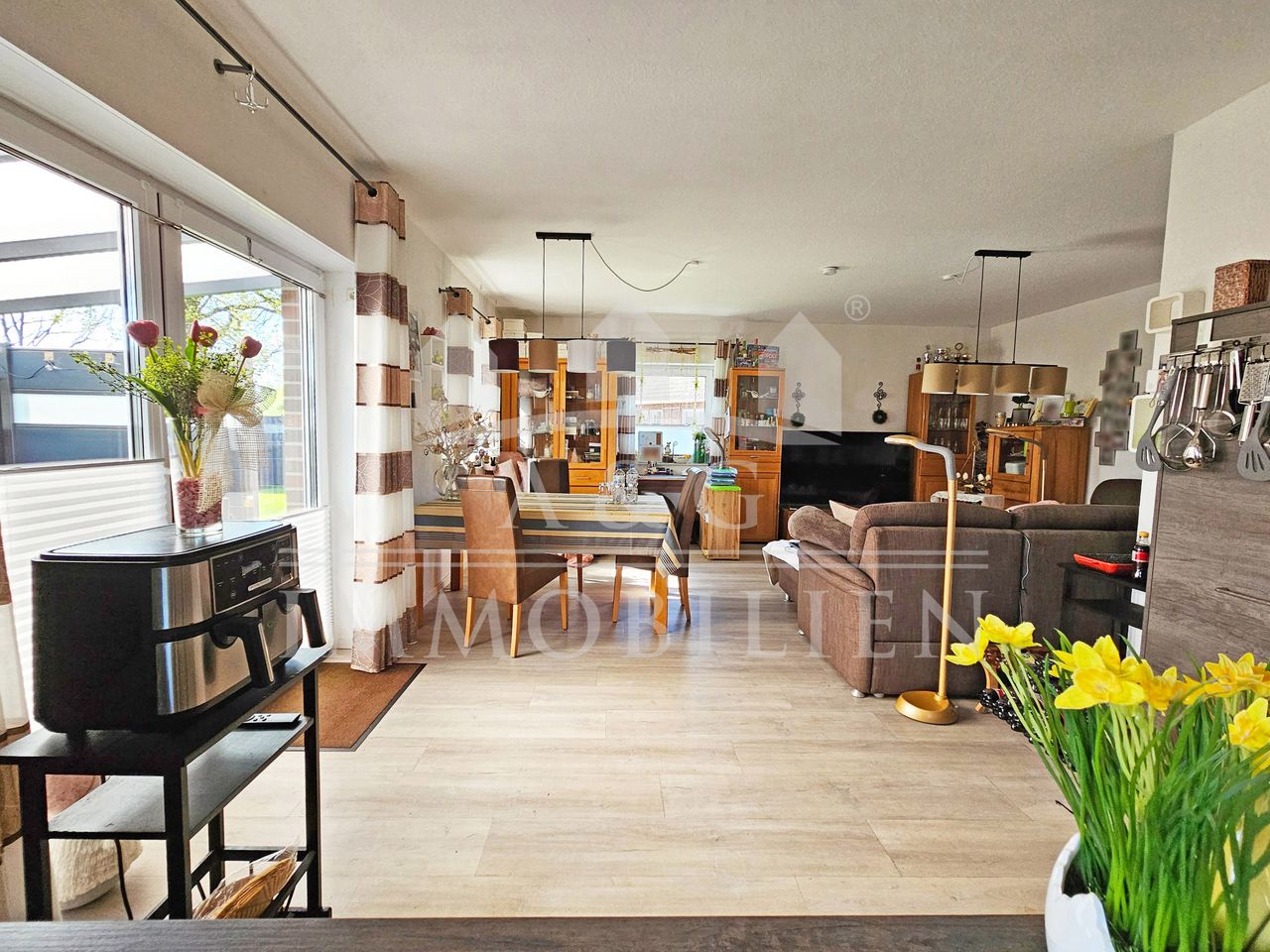 KOCHEN/WOHNEN/ESSEN